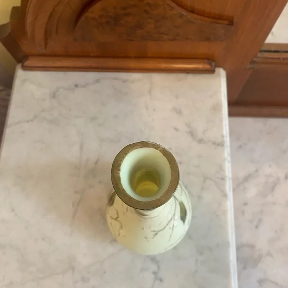 Vintage Hand Painted Uranium Vase - Picture 5 of 9